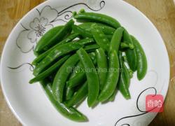 甜蜜豆炒肉的做法图解2