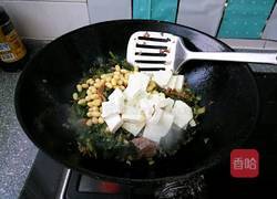 雪里蕻炒豆腐的做法图解7