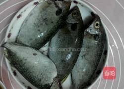豆酱蒸泥猛鱼的做法图解2