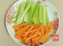 双丝炒五花肉的做法图解2