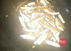 西芹肉丝炒香干的做法图解4