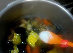 玉米鸡汤的做法图解6