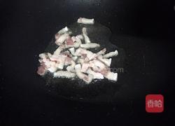 炒双色面的做法图解6