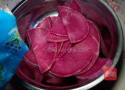 糖醋红心萝卜花的做法图解4