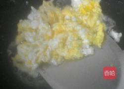 三色蛋炒饭的做法图解3