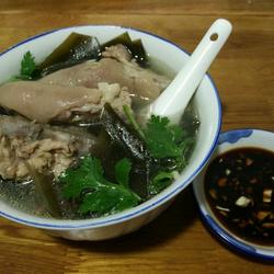 清炖猪尾海带的做法[图]