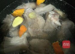 清炖猪尾海带的做法图解3