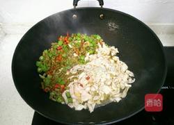 酸豆角炒鸭肠的做法图解11