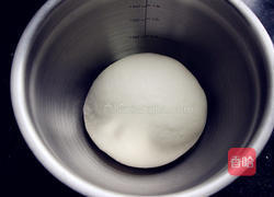 牛肉洋葱胡萝卜馅饼的做法图解4