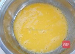 抹茶奶油蛋糕卷的做法图解3