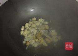 小鸡炖香菇的做法图解5