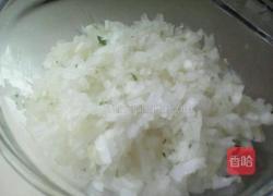 炸素丸子的做法图解3