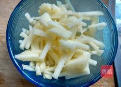 牛奶苹果汁的做法图解2