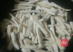 素炒手撕杏鲍菇的做法图解3