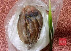 黄金煎鱼的做法图解1