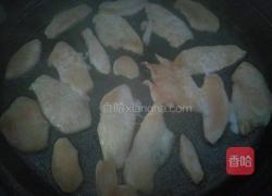 香煎鸡胸肉的做法图解4