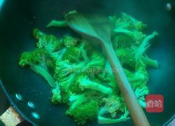 清炒西兰花的做法图解4
