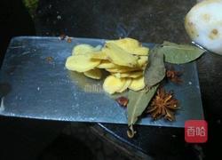 芋儿烧鸭子的做法图解2