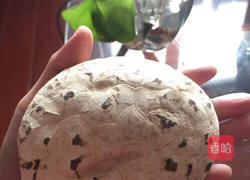 野生大花菇煲排骨汤的做法图解1