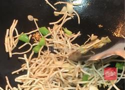 折耳根炒腊肉的做法图解11