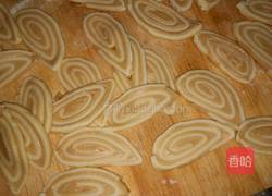 猫耳朵的做法图解4