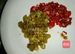 泡椒鸭肠的做法图解2