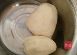 韭菜土豆丝的做法图解1