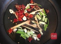 爆炒蚕蛹的做法图解6