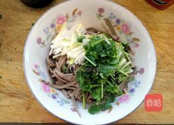 凉拌三河豆腐丝的做法图解3