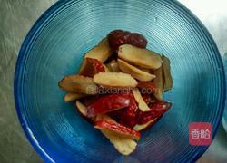 花生红枣蛋糊粥的做法图解3