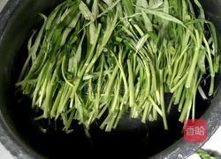 蒜蓉爆炒通心菜的做法图解2