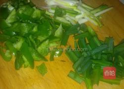 鸭肫炒毛豆的做法图解3
