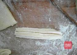 油条的做法图解7