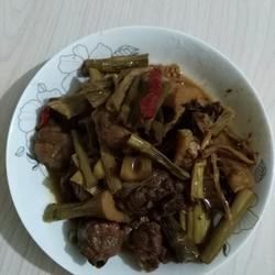 笋干烧鸭的做法[图]