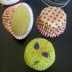 菠菜蜜豆海绵蛋糕的做法[图]
