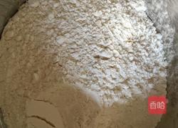 炸花花的做法图解1