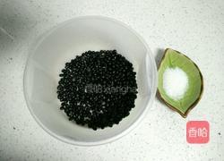 黑豆 豆浆的做法图解1