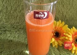 胡萝卜雪梨汁的做法图解4