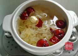银耳百合莲子羹的做法图解7