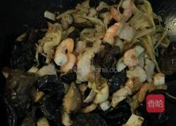 三鲜打卤面的做法图解5