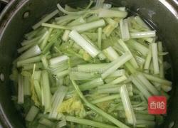 芹菜炒章鱼的做法图解3