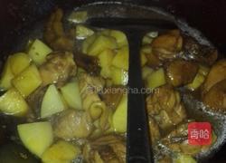 辣土豆炒鸡的做法图解3