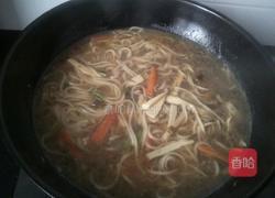 冬笋雪菜肉丝面的做法图解5