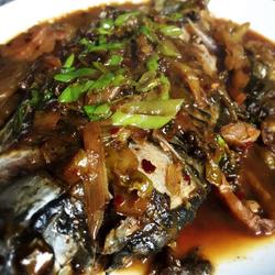 酸菜烧鲫鱼的做法[图]