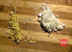 猪肉丸子汤的做法图解1