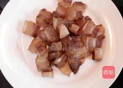 荷兰豆炒腊肉的做法图解1