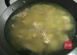 木耳炖鸡汤的做法图解4