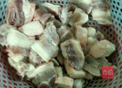 毛豆烧肉的做法图解1