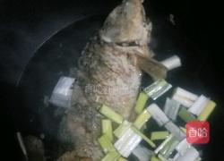 家常炖鱼的做法图解4