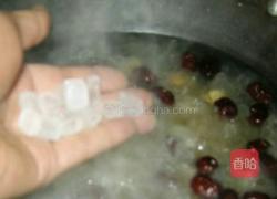 银耳莲子汤的做法图解6